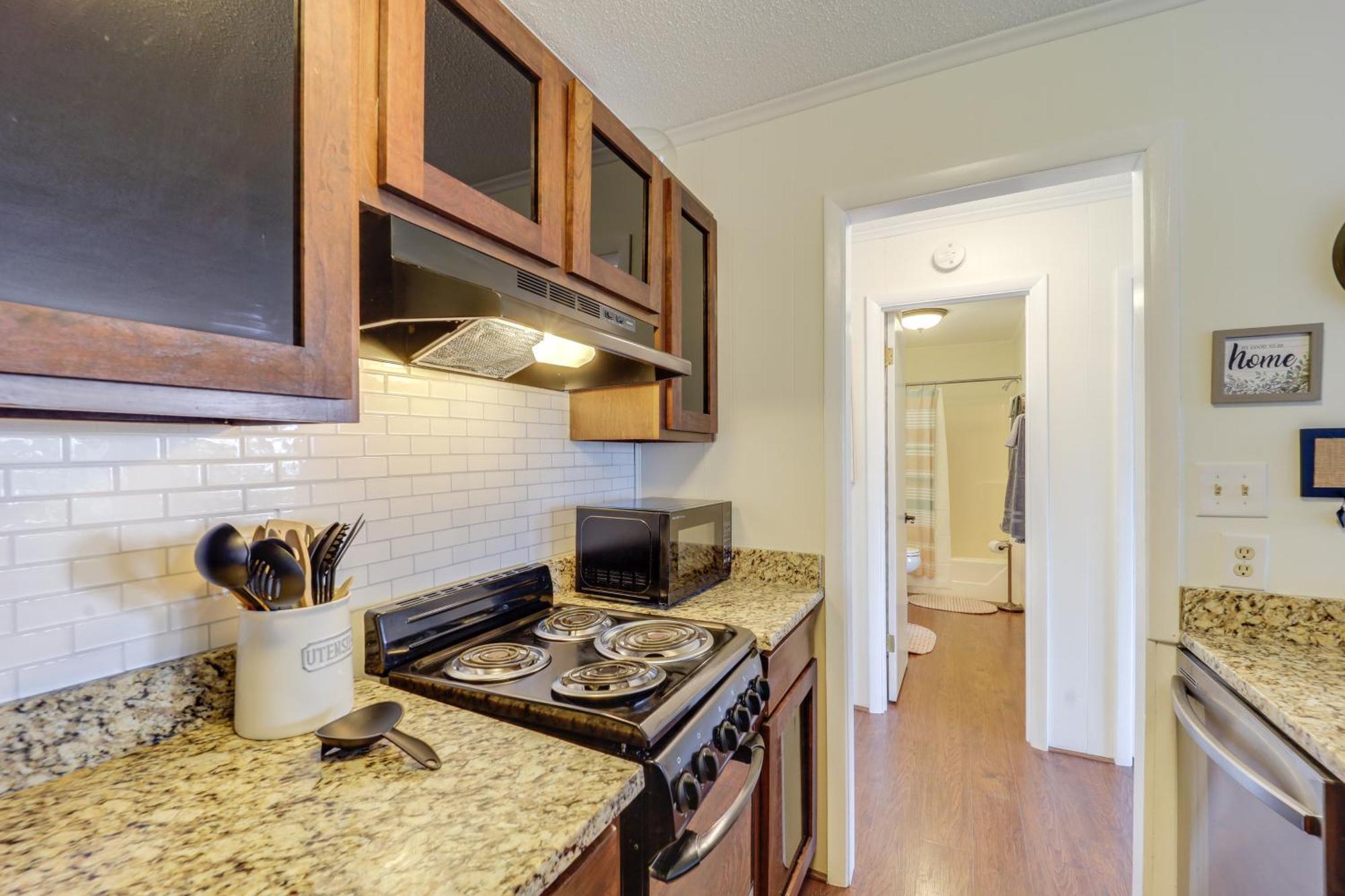 Beech Mountain Studio With Balcony Less Than 1 Mi To Skiing! Luaran gambar